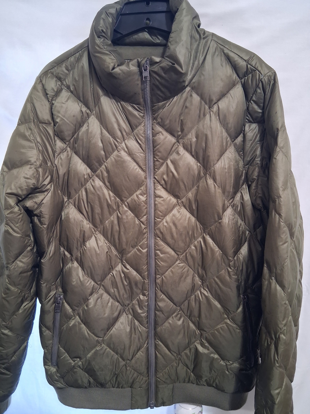 Patagonia Olive Green Quilted Puffer Jacket